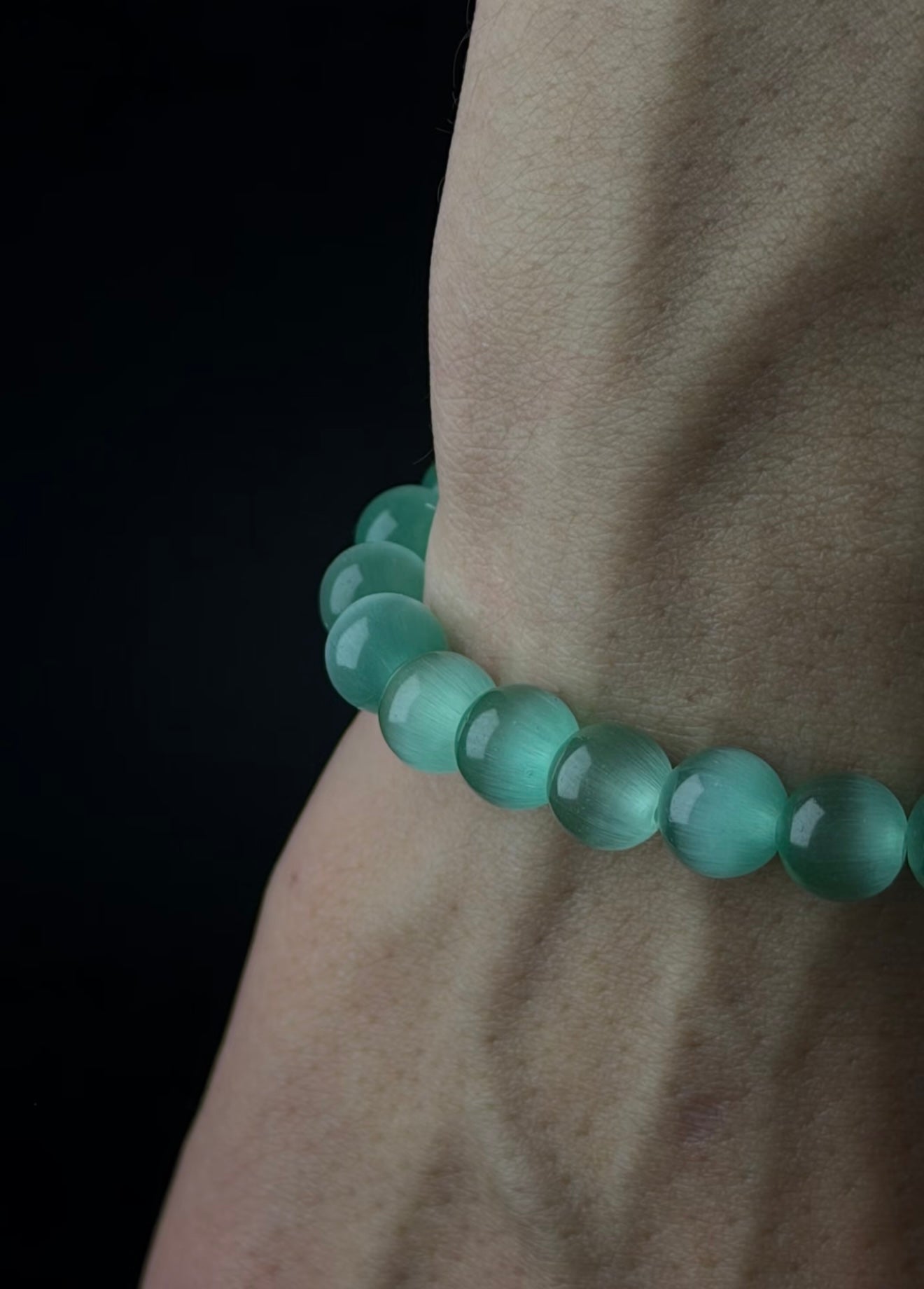 Green Energy Light Luxury Bracelet