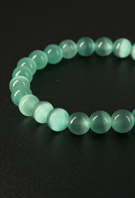 Green Energy Light Luxury Bracelet